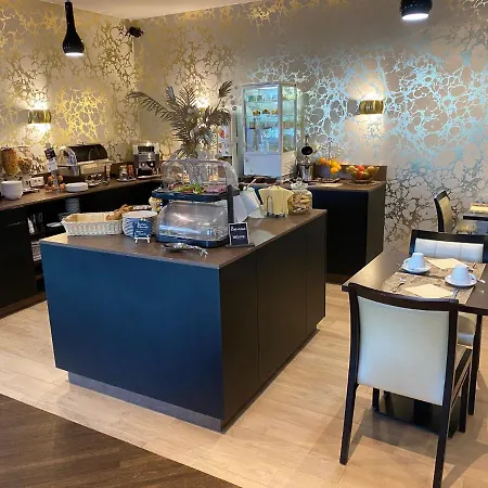 Le Berry Saint-nazaire 3* Сен-Назер