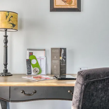 Отель Le Berry Saint-nazaire