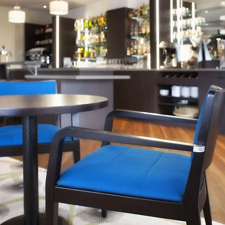 Le Berry Saint-nazaire Отель 3*