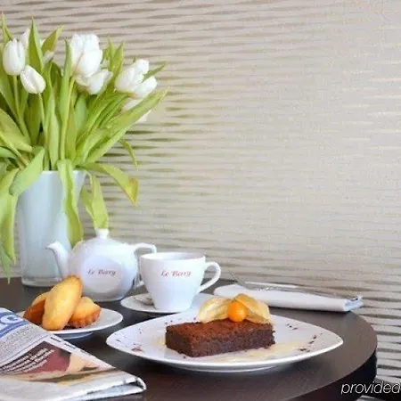 Le Berry Saint-nazaire Hotel