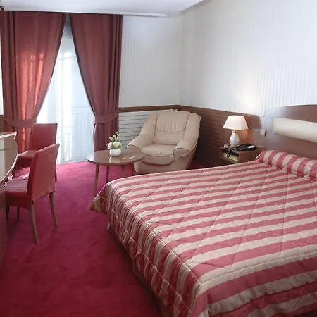 Le Berry Saint-nazaire 3*