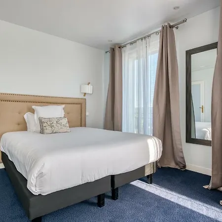 Hotel Le Berry Saint-nazaire 3*