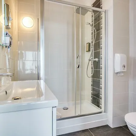 Le Berry Saint-nazaire Hotel